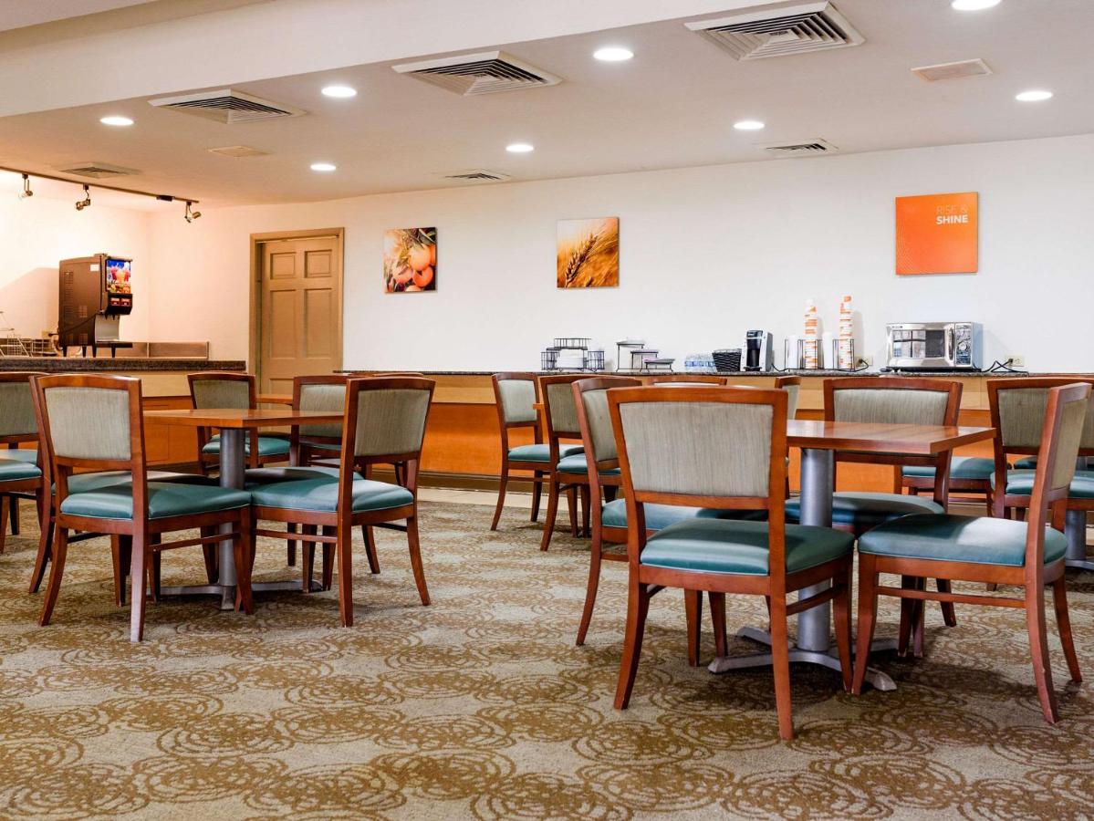 Comfort Suites Baton Rouge South I-10 Inniswold Екстериор снимка