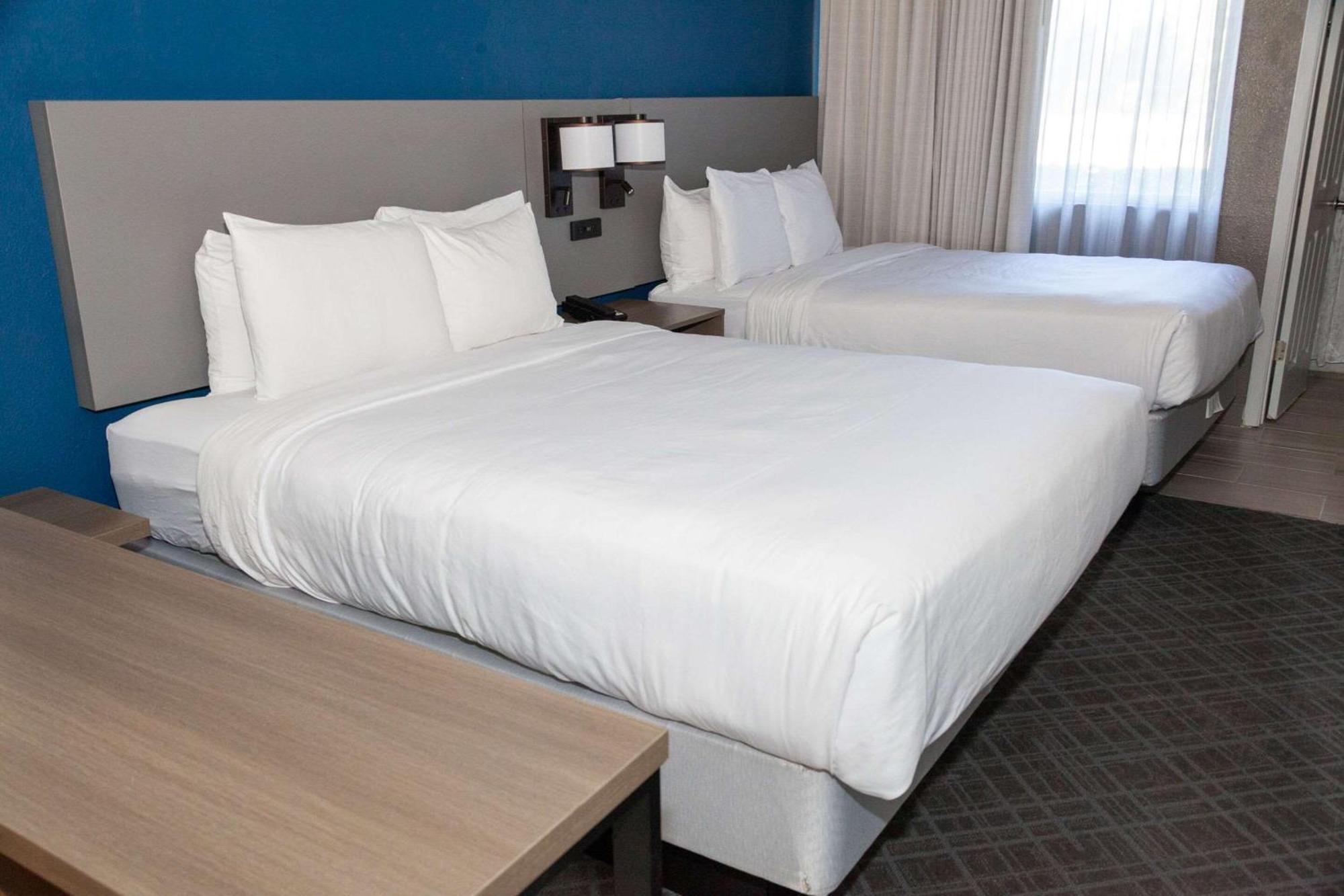 Comfort Suites Baton Rouge South I-10 Inniswold Екстериор снимка