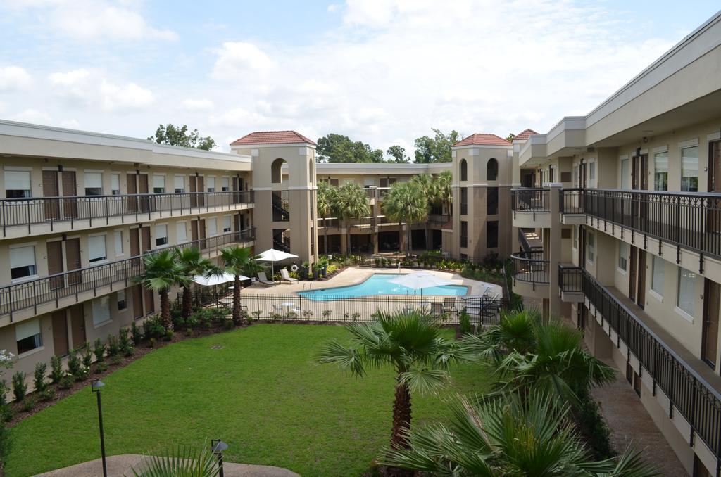 Comfort Suites Baton Rouge South I-10 Inniswold Екстериор снимка