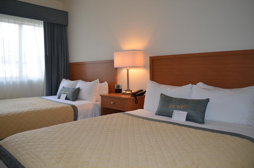 Comfort Suites Baton Rouge South I-10 Inniswold Екстериор снимка